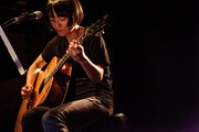 田渕ひさ子（Vo, G）（Photo by kato satsuki）