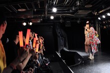 上坂すみれ「革命的ブロードウェイ主義者同盟 秘密地下集会 in タワーレコード渋谷店」の様子。