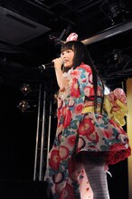 上坂すみれ「革命的ブロードウェイ主義者同盟 秘密地下集会 in タワーレコード渋谷店」の様子。