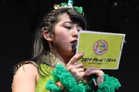 新企画「しゃちほこ10分クッキング！」の司会を務めるはるもんた（坂本遥奈）。