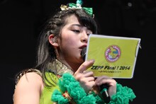 新企画「しゃちほこ10分クッキング！」の司会を務めるはるもんた（坂本遥奈）。