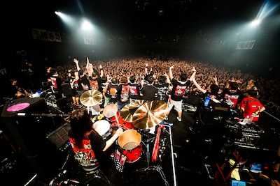 マキシマム ザ ホルモン「“予襲復讐”ツアー」東京・Zepp Tokyo公演の様子。（撮影：浜野カズシ、たもりみすず）