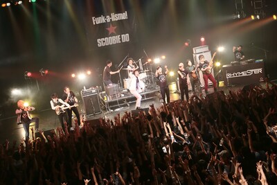 「Root & United SPECIAL」出演者全員によるコラボステージ。（撮影：シバタエリ）