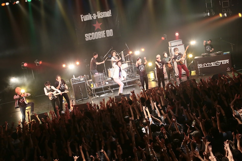 「Root & United SPECIAL」出演者全員によるコラボステージ。（撮影：シバタエリ）