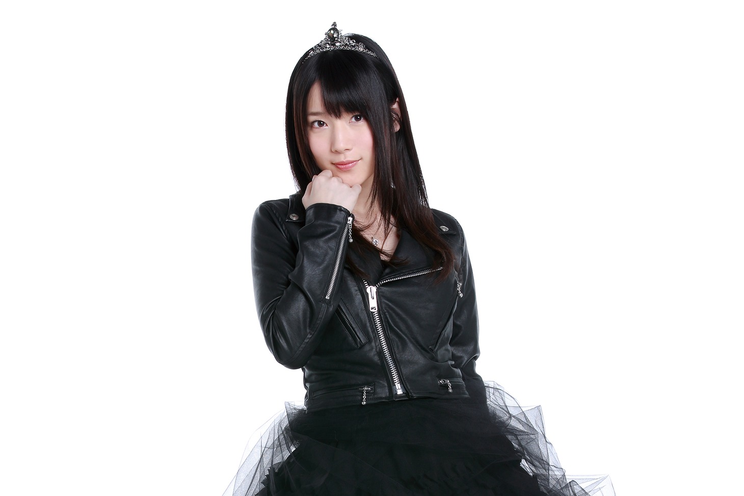 内田真礼
