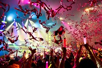 DISH//「D//PINK」東京・中野サンプラザホール公演の様子。