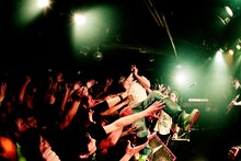 G-FREAK FACTORY「“S.O.S” TOUR 2013-2014」東京・Shibuya eggman公演の様子。（Photo by HayachiN）