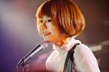 後藤まりこ「東高円寺 サーチ＆デストロイ」ライブの様子。