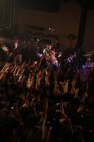 「UVERworld LIVE HOUSE 2014」東京・渋谷duo MUSIC EXCHANGE公演1日目の様子。