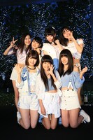 東京・ダイバーシティ東京プラザフェスティバル広場にて「Sakuraホライズン」発売記念イベントを行ったアイドリングNEO。