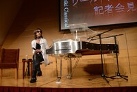 YOSHIKIワールドツアー記者会見の様子。