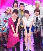 「新堂本兄弟」収録後の記念撮影時の様子。