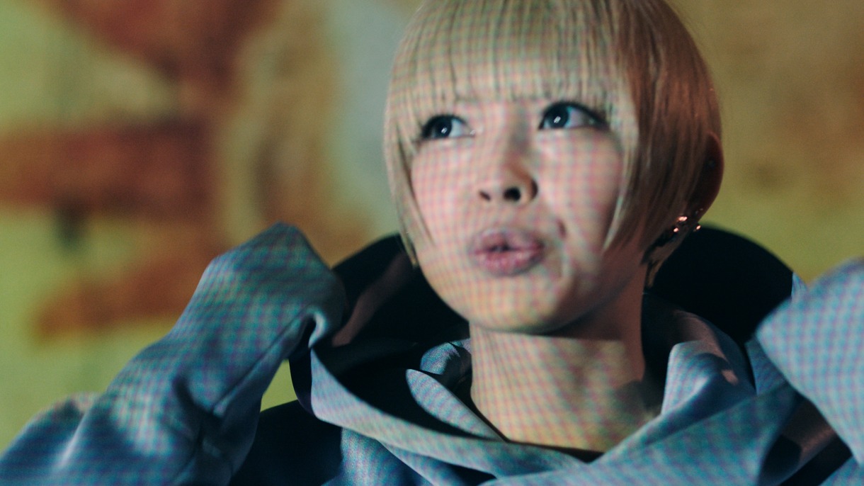 「ナイツオブグローリー」テレビCM「激闘グリフォン篇」のワンシーン。