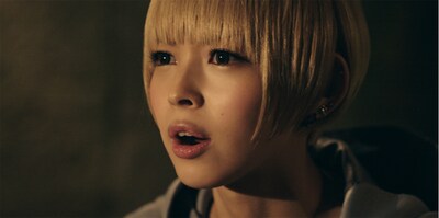 「ナイツオブグローリー」テレビCM「激闘グリフォン篇」のワンシーン。