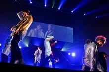 超特急「BULLET TRAIN ONE MAN SHOW ikkiにホールで福おこしだ!!!!!i!! 追加公演」の様子。