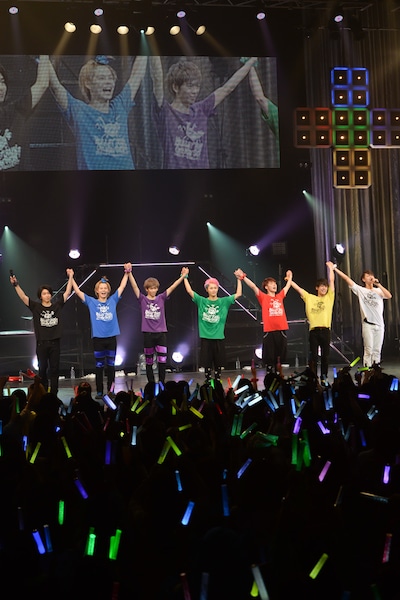 超特急「BULLET TRAIN ONE MAN SHOW ikkiにホールで福おこしだ!!!!!i!! 追加公演」の様子。