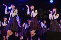 乃木坂46「気づいたら片想い」発売記念全国握手会ミニライブの様子。