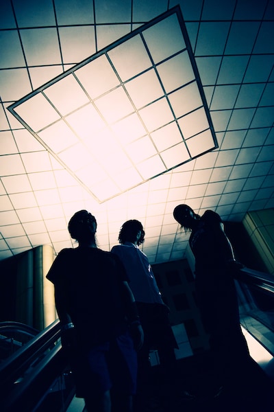 HAWAIIAN6。中央がGURE（B, Cho）。