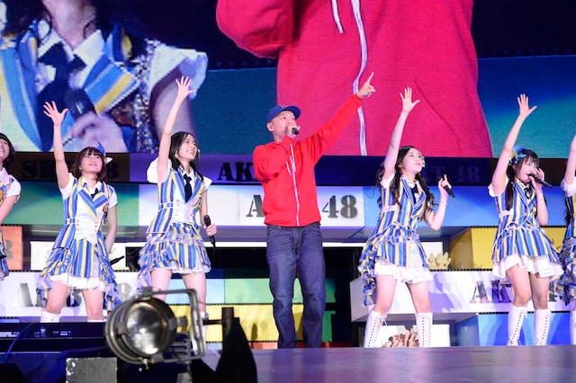 BOSE（スチャダラパー）と現チームS。 (c)AKS