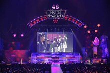 多田愛佳、木本花音、熊沢世莉奈、栗原紗英による「卒業」歌唱の様子。 (c)AKS