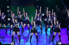 「AKB48リクエストアワーセットリストベスト200 2014」夜の部の様子。(c)AKS