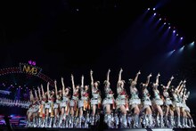 「AKB48グループ春コンinさいたまスーパーアリーナ ～思い出は全部ここに捨てていけ！～」NMB48単独公演の様子。 (c)AKS