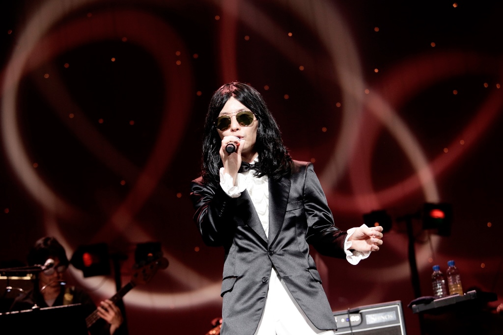 ニセ明”に扮した星野源。（撮影：三浦知也） - 星野源「復活アアアアア