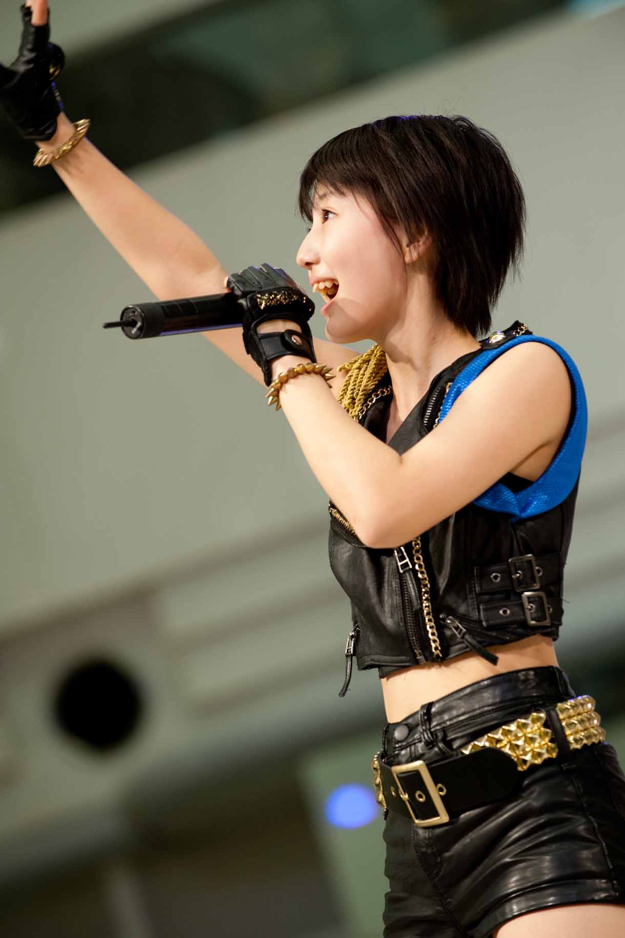 新井愛瞳