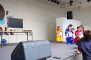 サプライズ発表直前の様子。