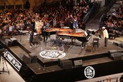 「J-WAVE TOKYO PIANO JAMBOREE supported by 宝山」の様子。