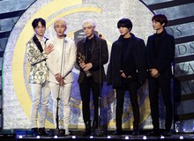 「第23回ソウル歌謡大賞」に登場したSHINee。(c)Sports Seoul & King Content Co.,Ltd.