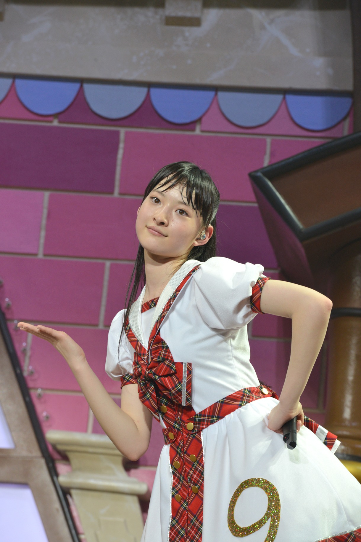 松野莉奈