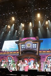 エビ中初の武道館で合同出発式、前を向いてそれぞれの道へ