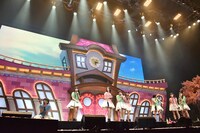 突然の“校内放送”に呆然とする新生エビ中。