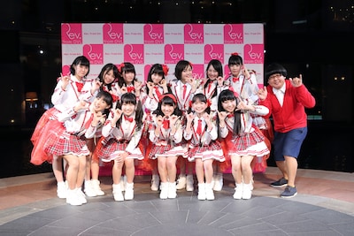 Rev.from DVLシングルリリース記念イベント「Do you know Rev. ?」の様子。