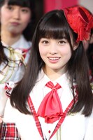 橋本環奈。写真は4月に行われたRev.from DVLメジャーデビュー記念会見の様子。