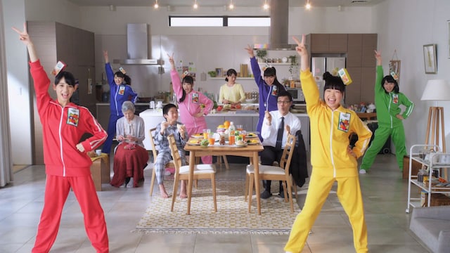「チームしゃちほこの野菜生活体操」プロモーションビデオのワンシーン。