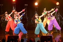 チームしゃちほこ「Zepp FINAL! 2014～ありがとうを伝えたくて～『チームしゃちほこALLスターズ！』」の様子。