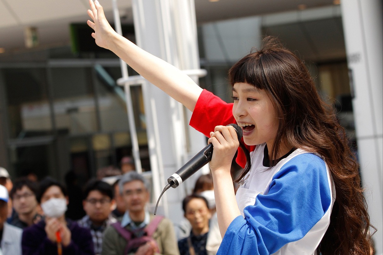 トミタ栞「きらきら」発売記念イベントの様子。