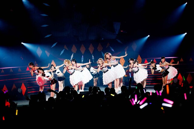 「Berryz工房デビュー10周年記念コンサートツアー2014春 ～リアルBerryz工房～」渋谷公会堂公演の様子。