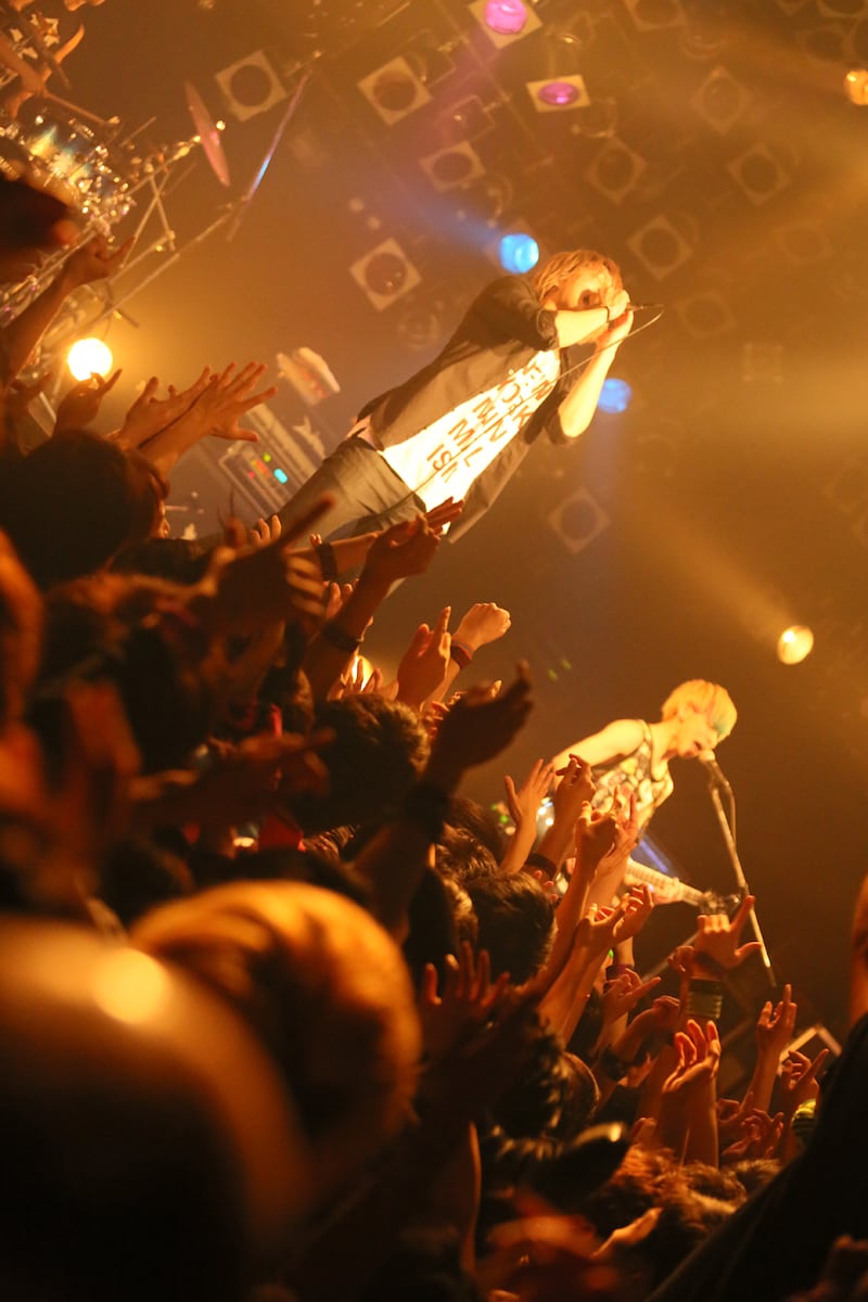 左からGlielmo Ko-ichi、u-ya。(Photo by AARON MASTERSON)
