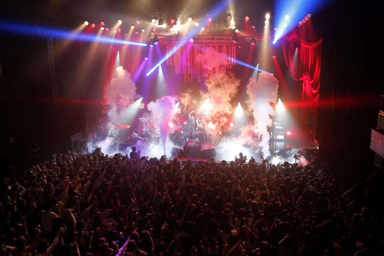 「SCREW 8th Anniversary Live NEVERENDING BREATH AT AKASAKA BLITZ」の模様。(C)森久