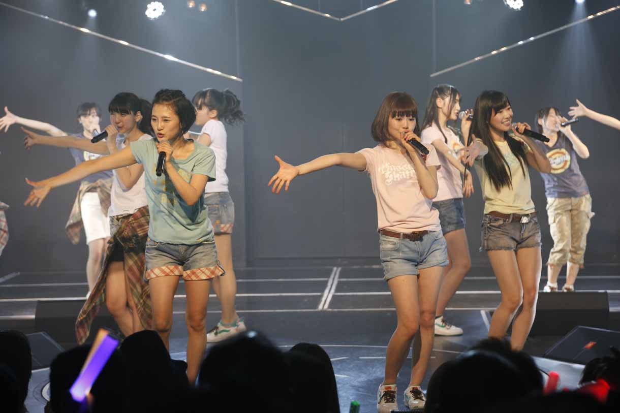 HKT48チームH「青春ガールズ」初日公演の様子。 (c)AKS