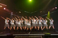 HKT48チームH「青春ガールズ」初日公演の様子。 (c)AKS