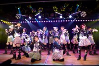 AKB48チーム4「アイドルの夜明け」初日公演の様子。 (c)AKS