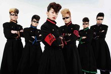 氣志團と尾野真千子。