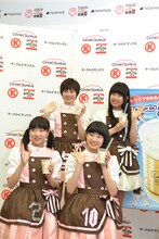 左から中山莉子、安本彩花、柏木ひなた、廣田あいか。