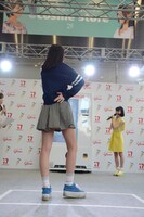 江崎グリコ「セブンティーンアイス」PRイベント「Dance! Dance! 17 セブンティーンアイス」の様子。