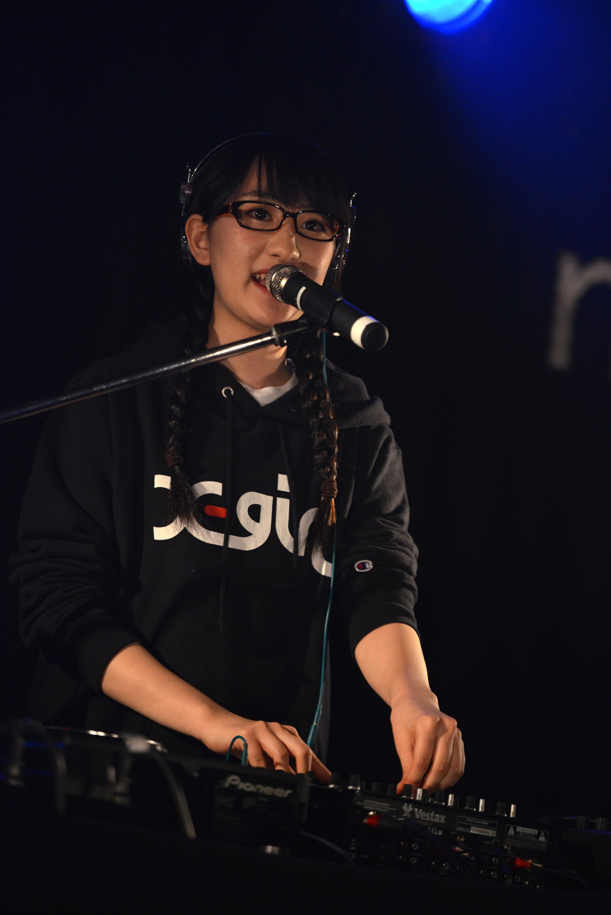 DJ HIKARU