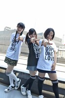 ライムベリー。左からDJ HIKARU、MC HIME、MC MIRI。